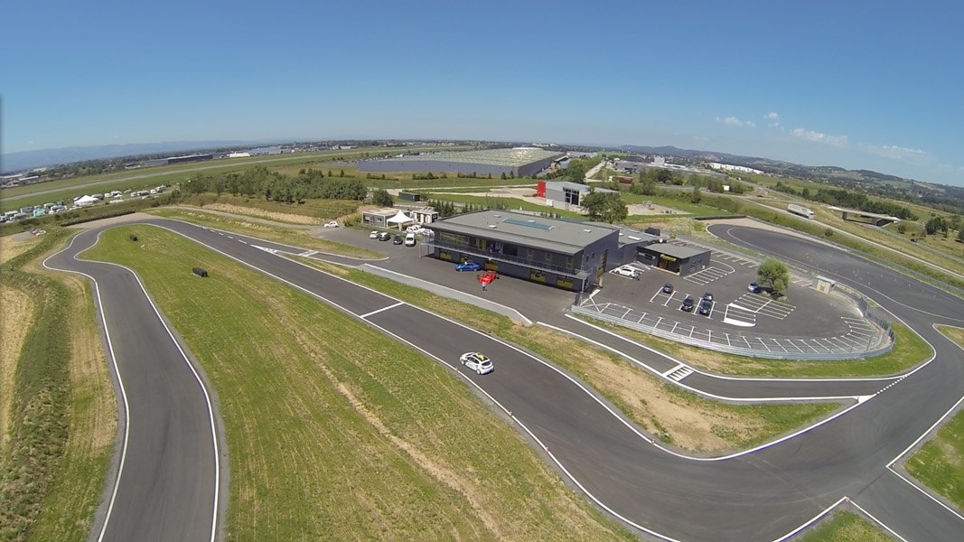 Vue aérienne circuit Paddock 42