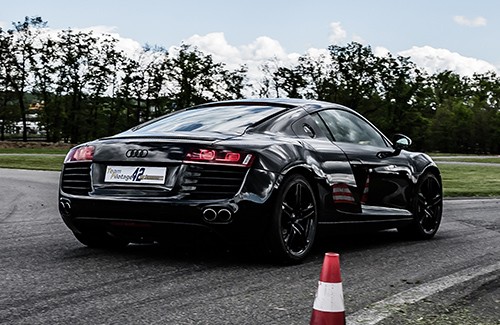 Pilotage-audi-R8-circuit